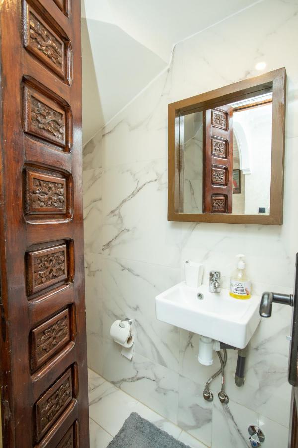 Charming Moroccan Riad 3 Bedroom With Pool And Terrace Marrakesch Exterior foto